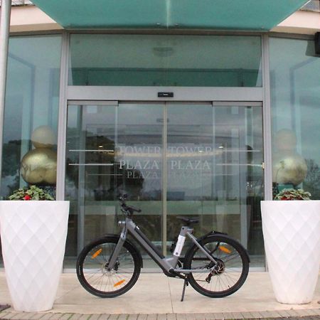 Pisa Tower Plaza Otel Dış mekan fotoğraf The first electric bicycle in the world