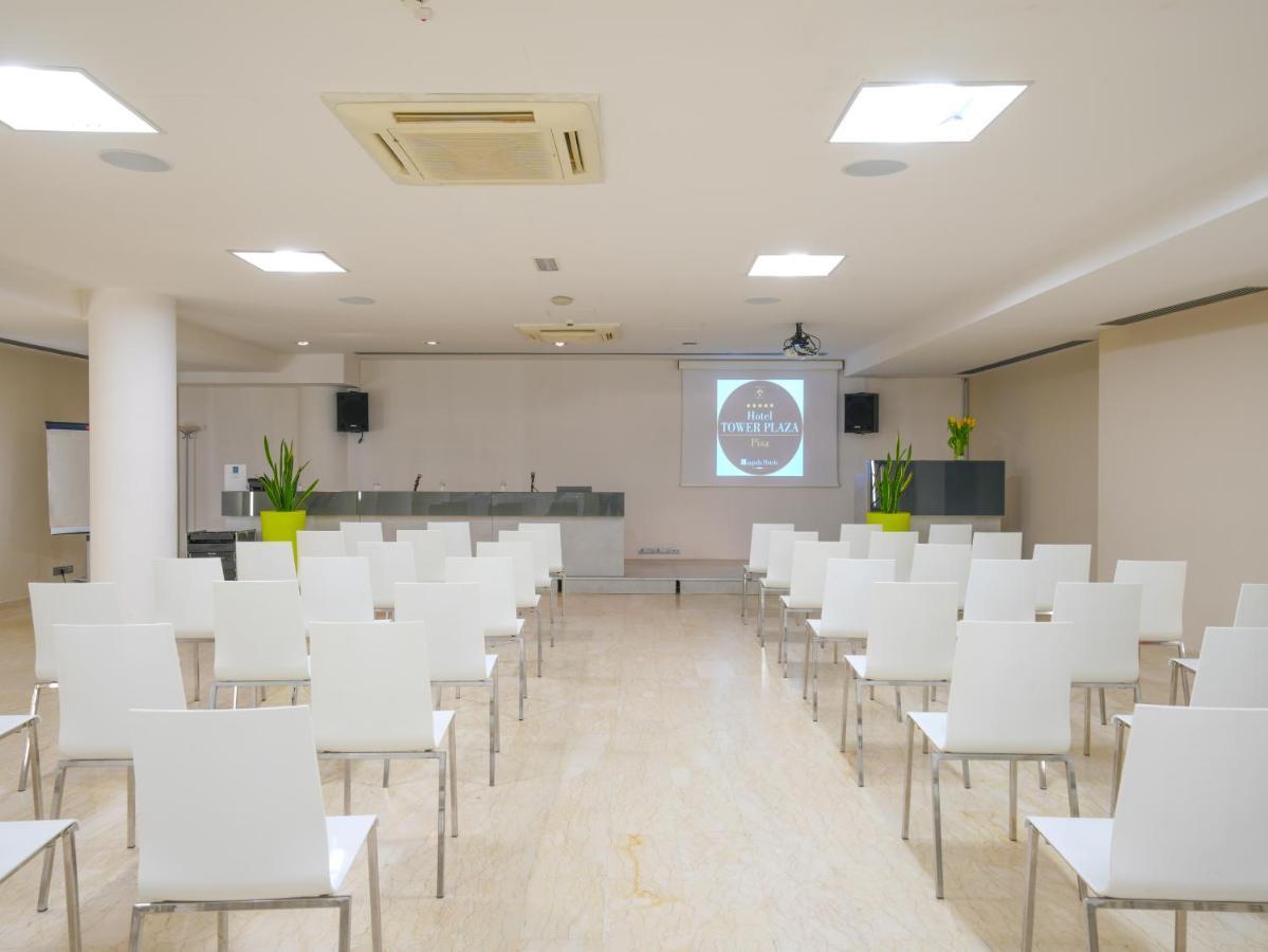 Pisa Tower Plaza Otel Dış mekan fotoğraf The conference room